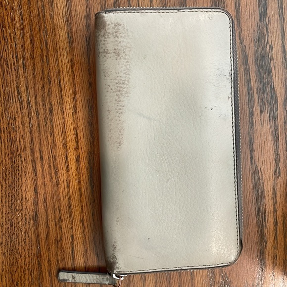 Tory Burch Wallet - Picture 2 of 5